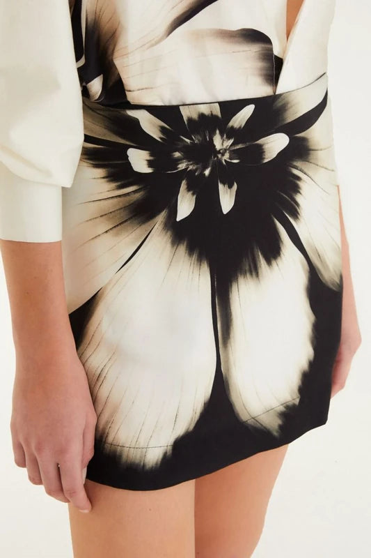 Saia Curta Estampada Maya