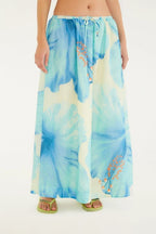 Saia Estampada Vestida De Flor