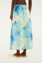 Saia Estampada Vestida De Flor