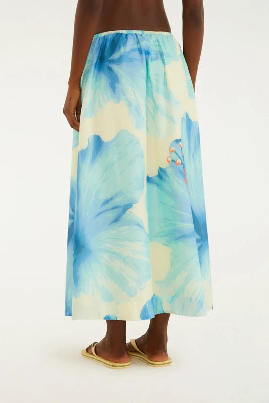 Saia Estampada Vestida De Flor