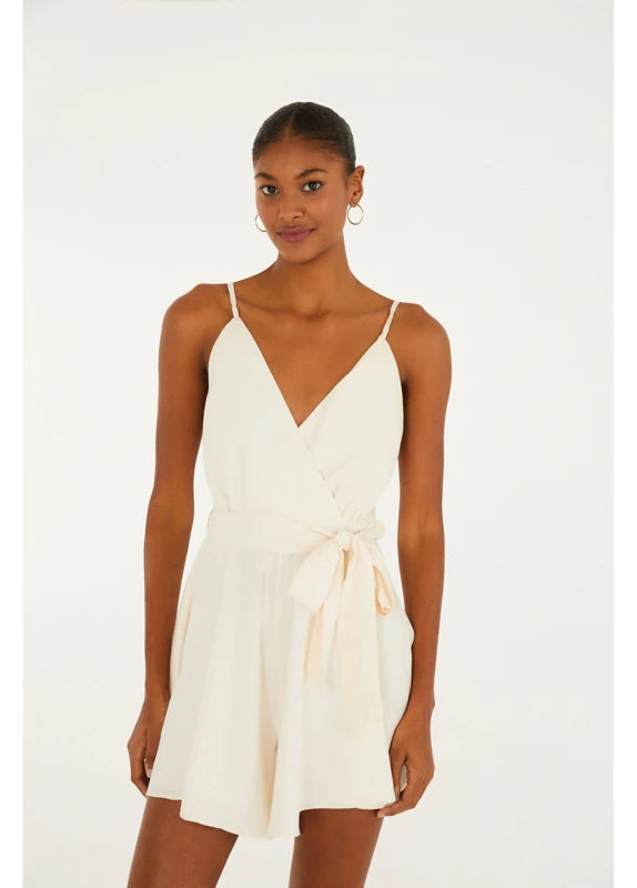 Macaquinho Bege Macrame