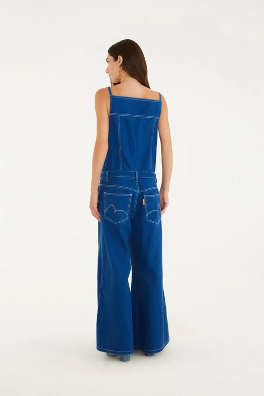 Macacão Jeans Pantalona