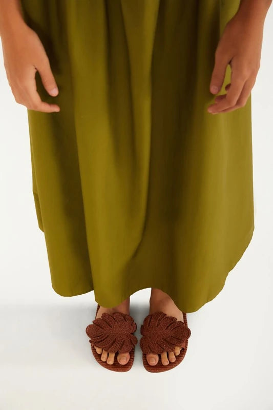 Slide Monstera Ráfia