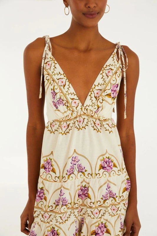 Macaquinho Estampado Poesia De Flor