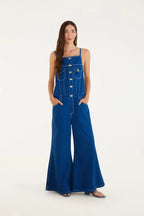 Macacão Jeans Pantalona